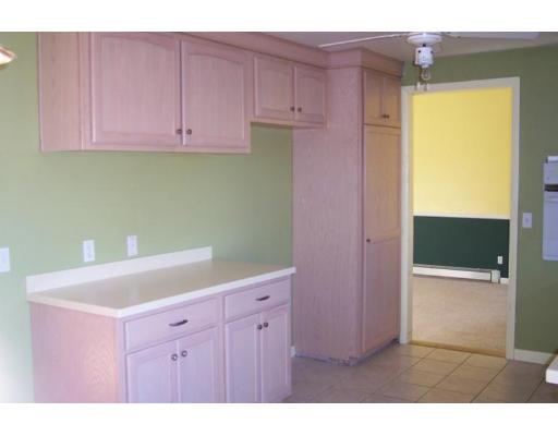 60 Ferncliffe Road Seekonk, MA 02771 - Photo 3 of 9 Gallery Image 3