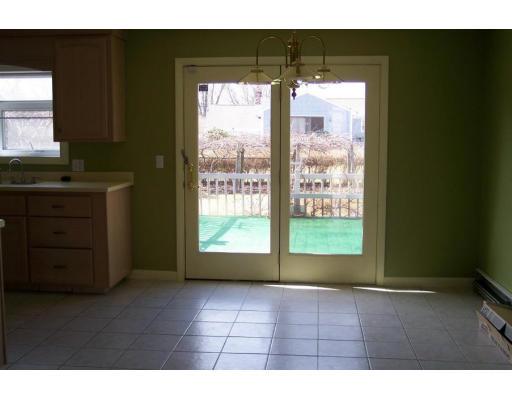 60 Ferncliffe Road Seekonk, MA 02771 - Photo 4 of 9 Gallery Image 4