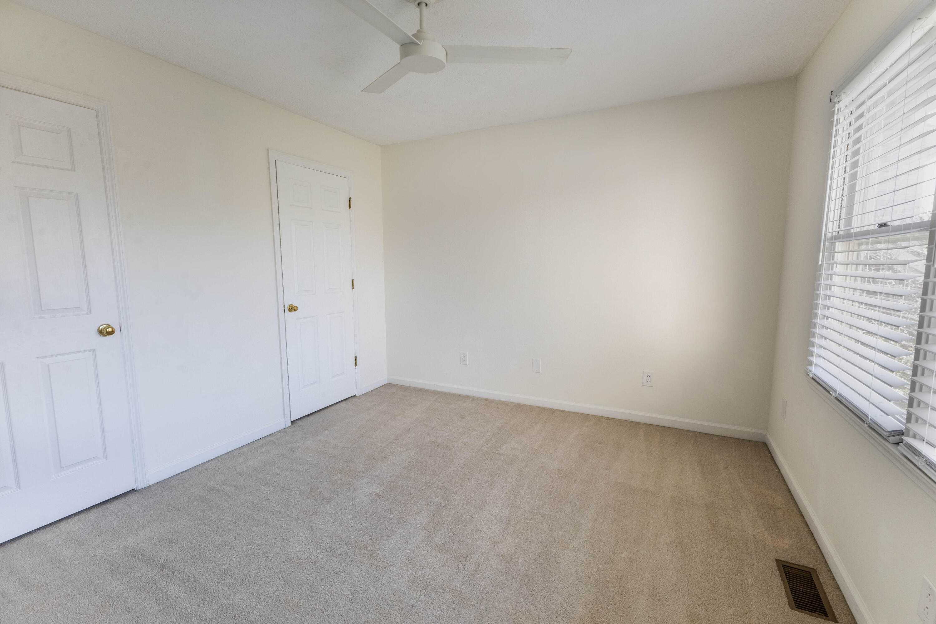 1213 Rockbridge Road Lexington, KY 40515 - Photo 27 of 48 bedroom1