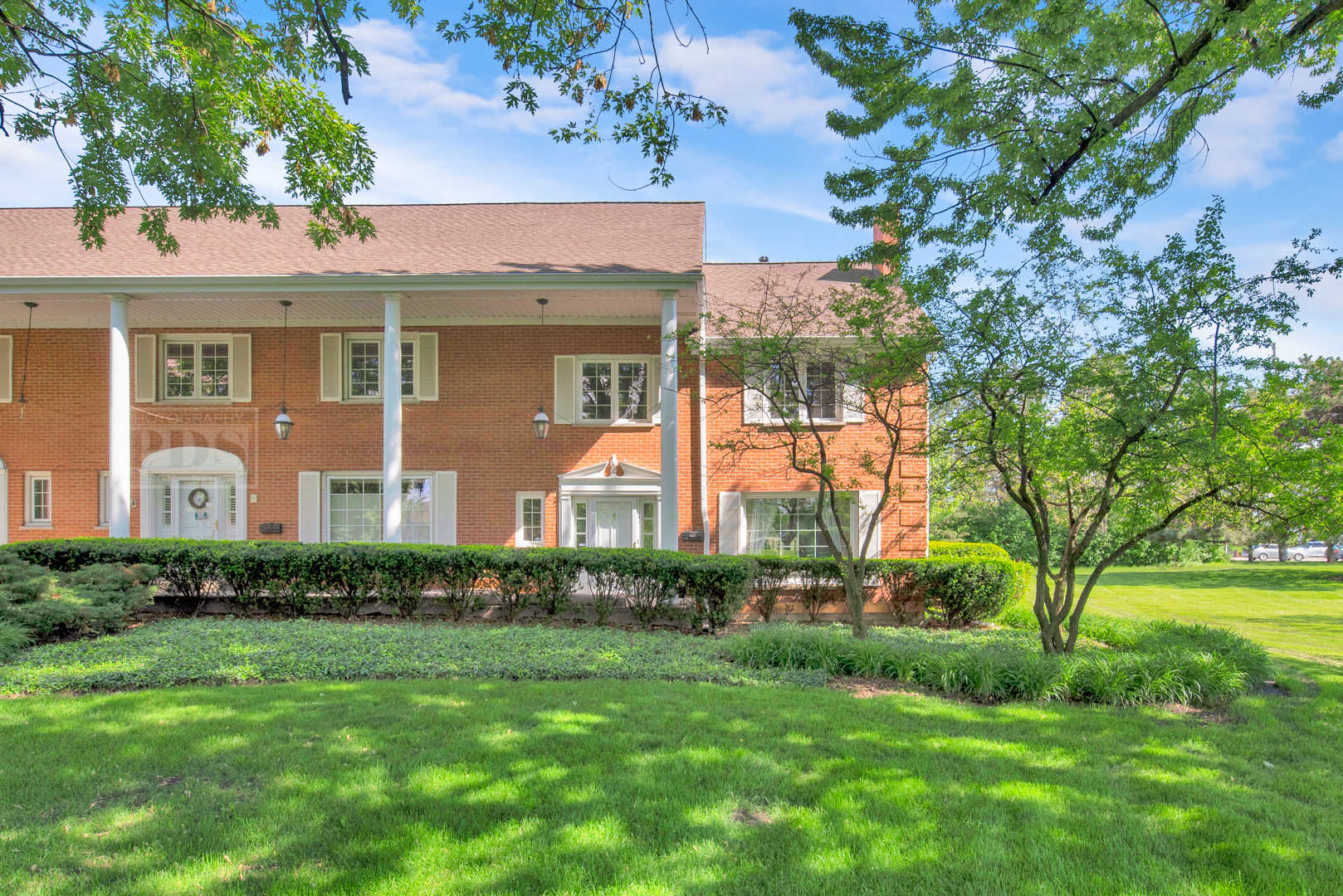 1 North Tower Road Oak Brook, IL 60523 - Photo 1 of 39 Gallery Image 1