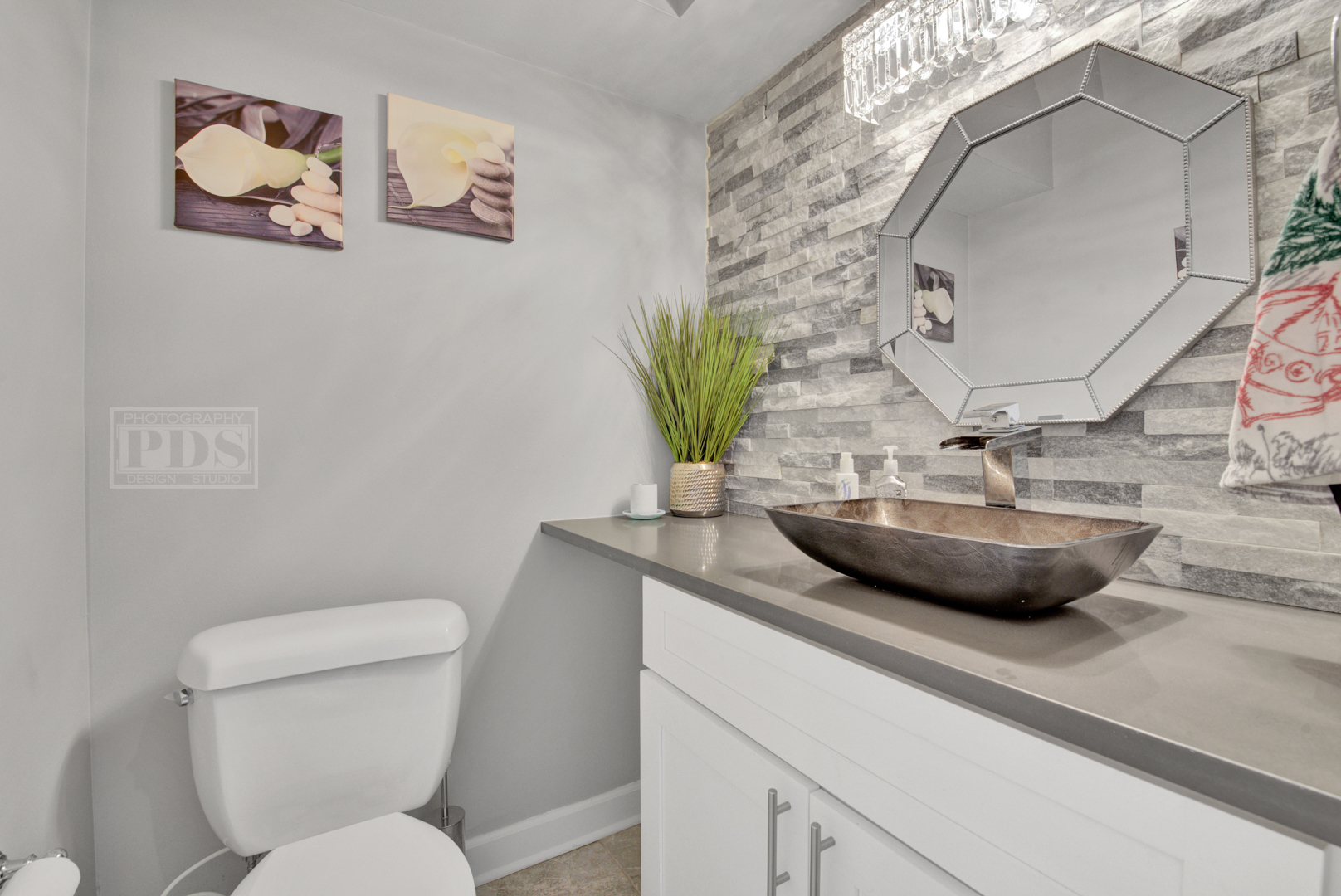 1 North Tower Road Oak Brook, IL 60523 - Photo 13 of 39 Gallery Image 13