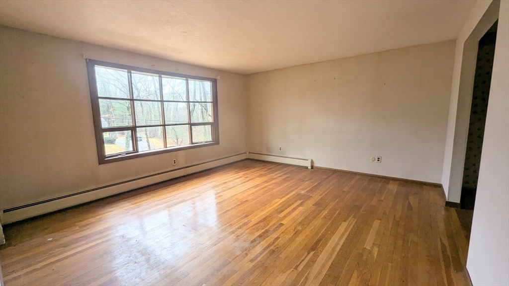 56 Spring Street Foxboro, MA 02035 - Photo 6 of 21 Gallery Image 6
