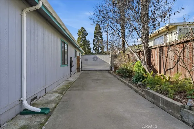 a view of a pathway of a building