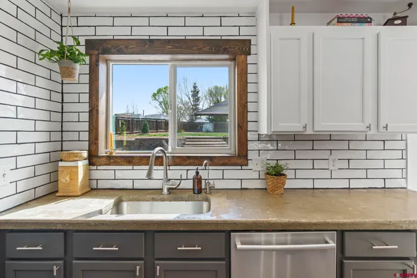 $572,000 | 70 South Mesa Avenue, Bayfield, CO 81122