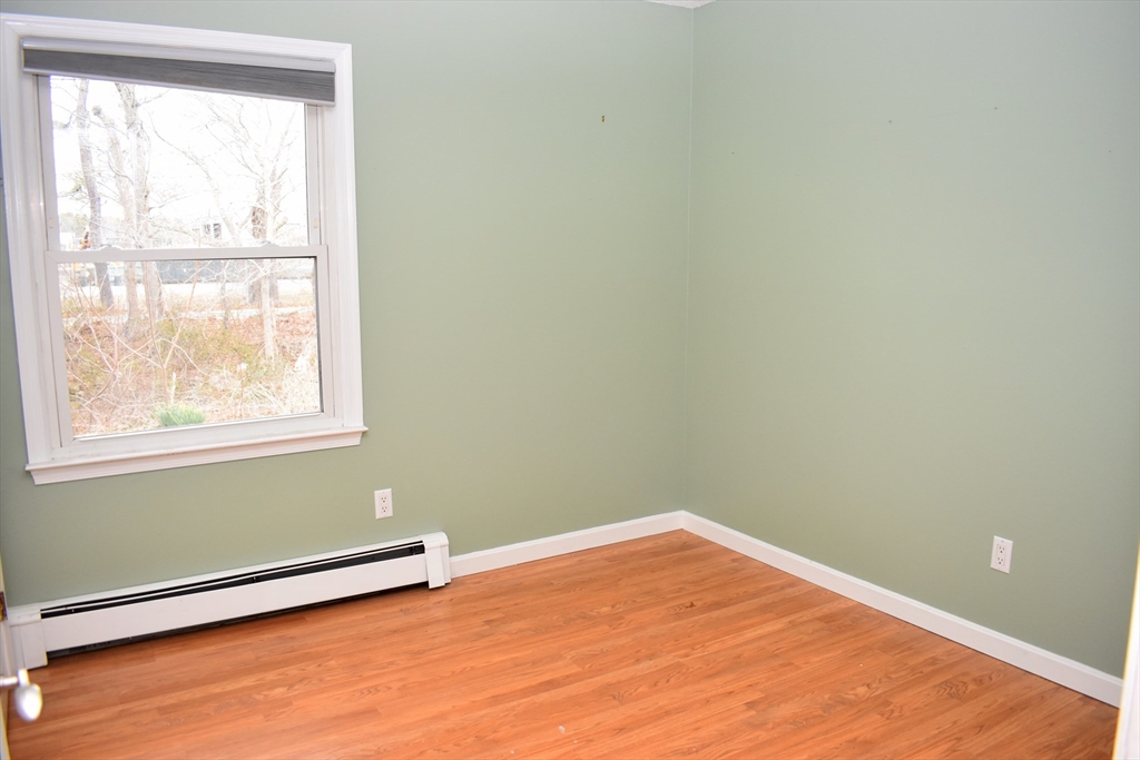 391 Asher's Path East Mashpee, MA 02649 - Photo 12 of 24 Gallery Image 12