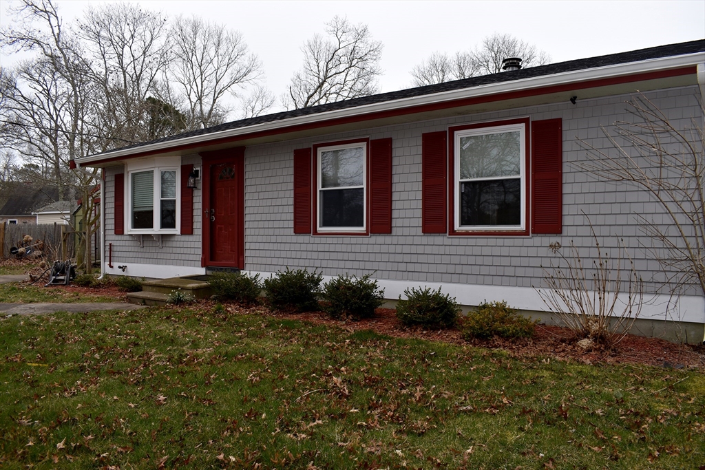 391 Asher's Path East Mashpee, MA 02649 - Photo 2 of 24 Gallery Image 2