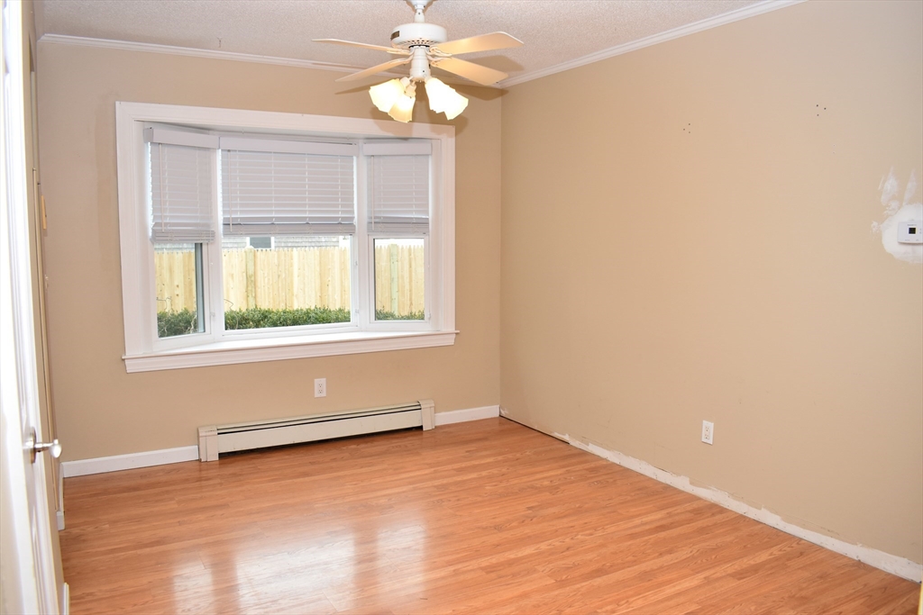 391 Asher's Path East Mashpee, MA 02649 - Photo 6 of 24 Gallery Image 6