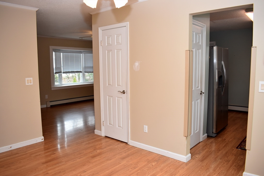 391 Asher's Path East Mashpee, MA 02649 - Photo 8 of 24 Gallery Image 8