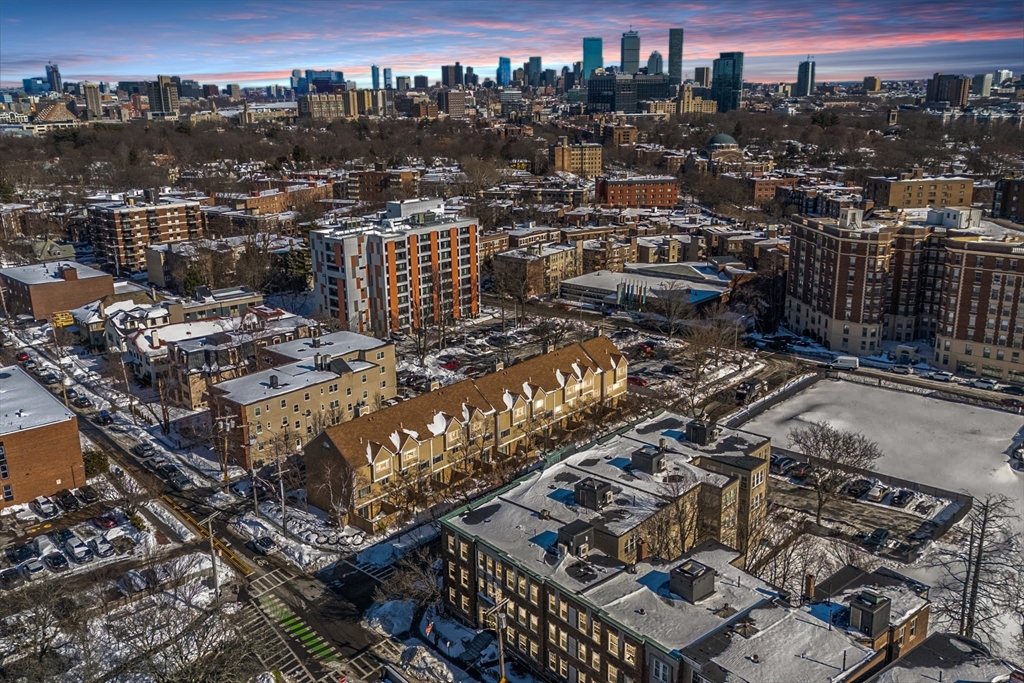 26 John Street, Unit 3 Brookline, MA 02446 - Photo 7 of 42