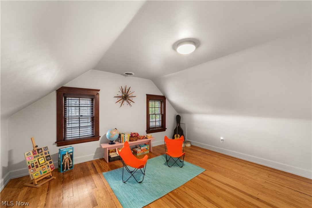 3060 Chadbourne Road Cleveland, OH 44120 - Photo 29 of 34