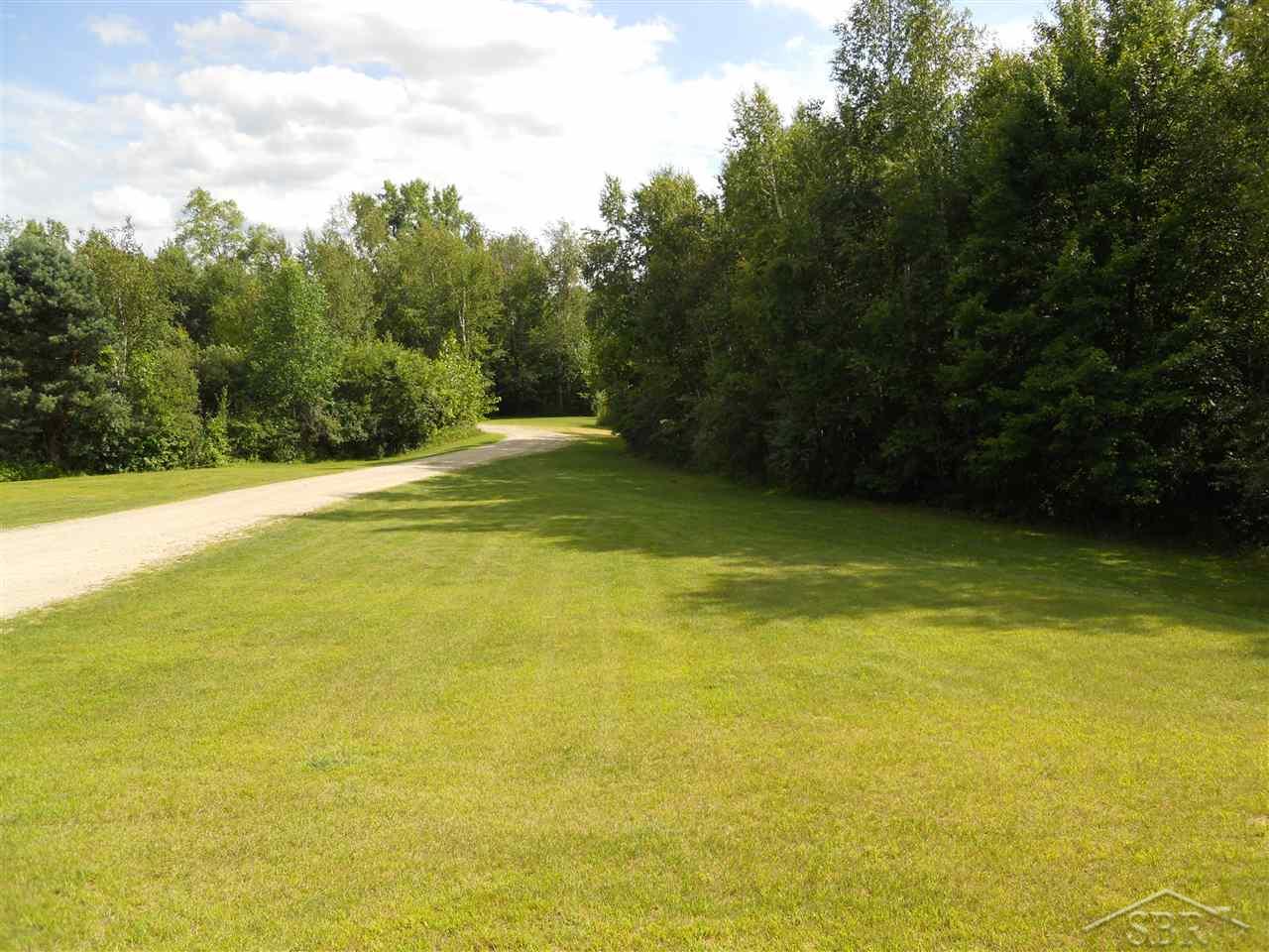 7328 Oak Road Vassar, MI 48768 - Photo 38 of 52 31254533-37.JPG