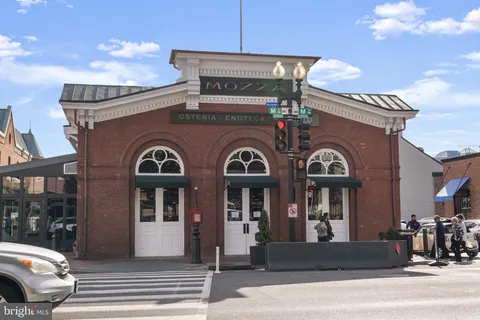 $1,850,000 | 3303 Water Street Northwest, Unit 4L, Washington, DC 20007