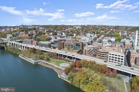 $1,850,000 | 3303 Water Street Northwest, Unit 4L, Washington, DC 20007