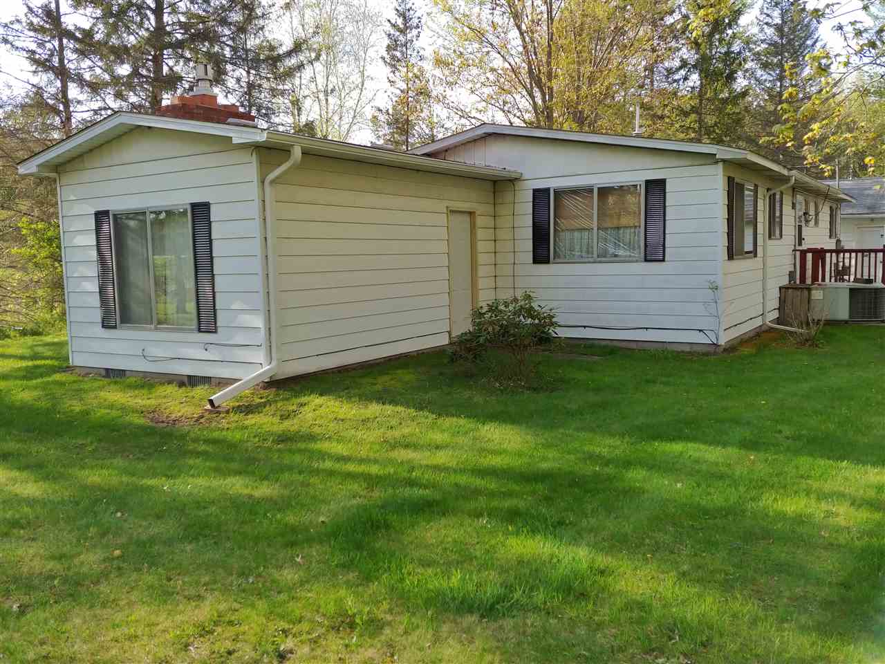 7215 South Graham Road St. Charles, MI 48655 - Photo 8 of 28