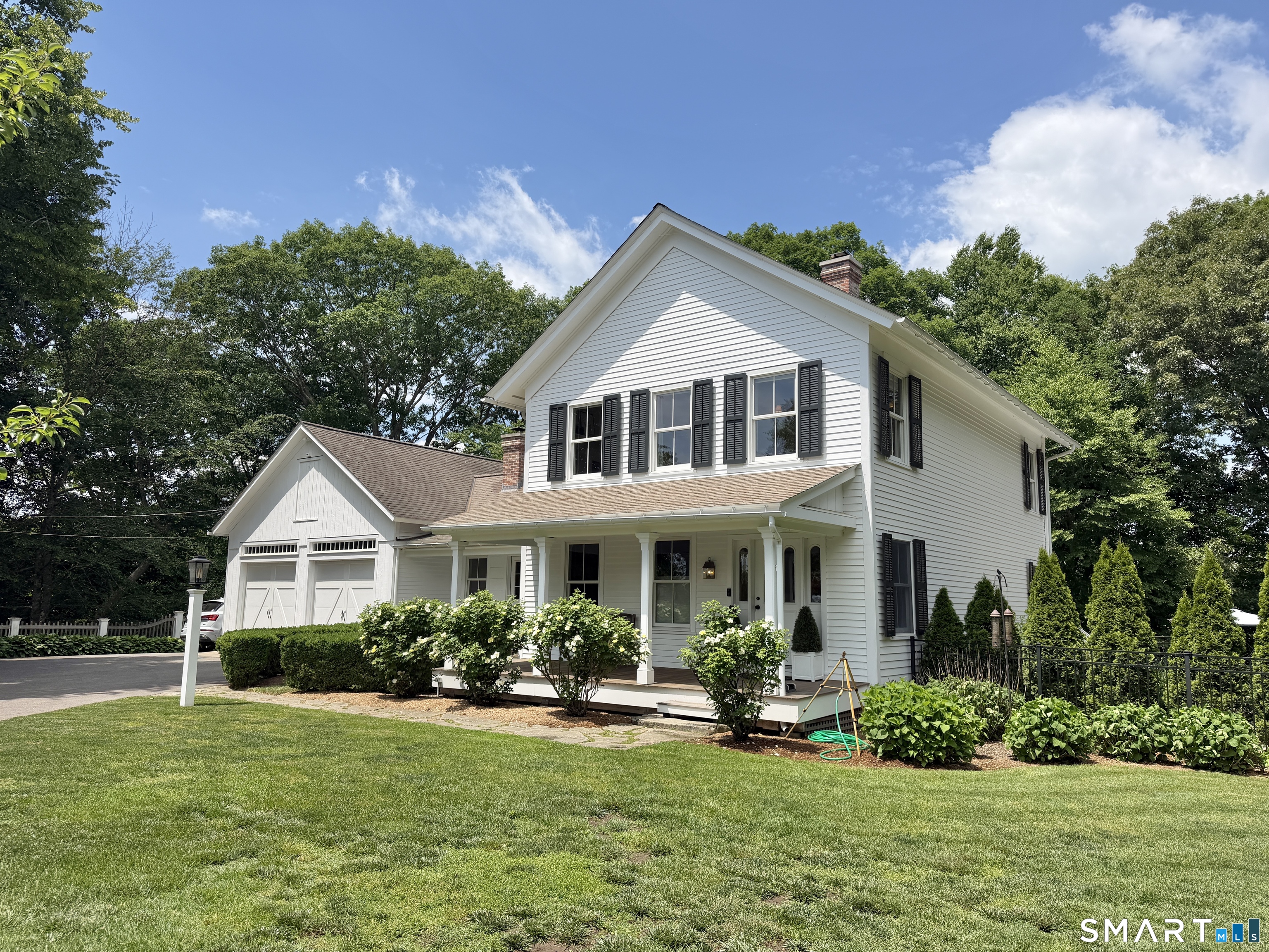 1 Hathaway Road East Lyme, CT 06333 - Photo 1 of 40