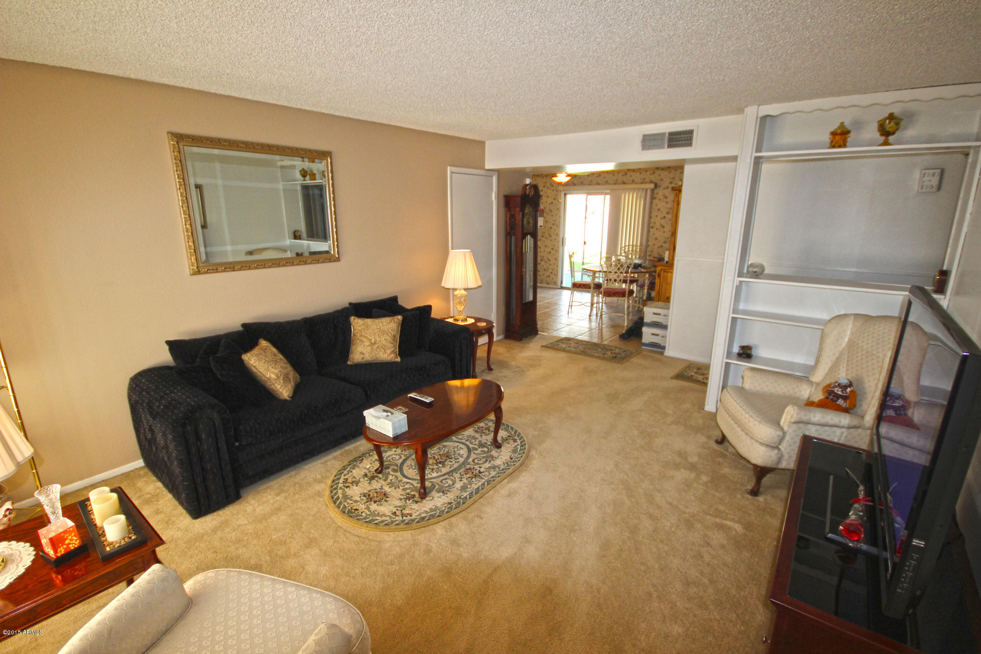 5334 West Coronado Road Phoenix, AZ 85035 - Photo 3 of 11 Large Family Room