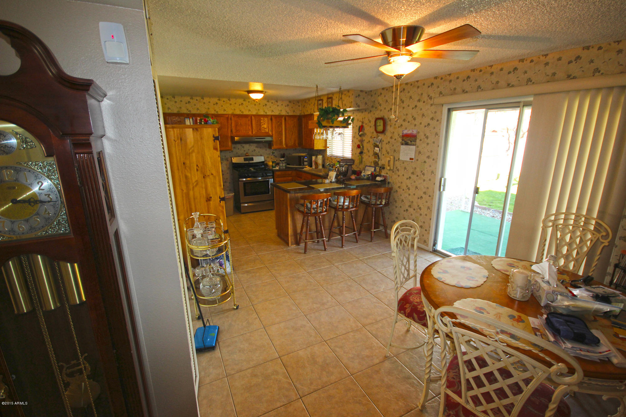 5334 West Coronado Road Phoenix, AZ 85035 - Photo 8 of 11 Dining Room