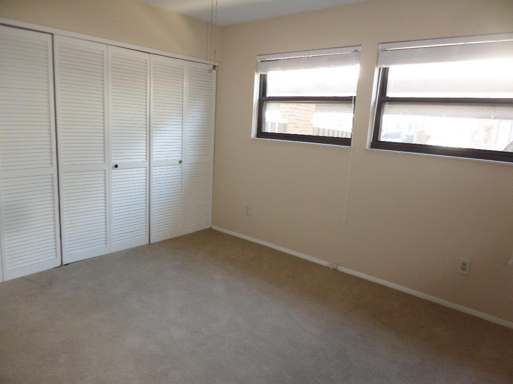 121 Brandeis Lane Oak Ridge, TN 37830 - Photo 16 of 24 Bedroom 2