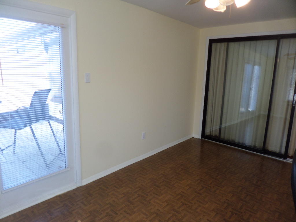 121 Brandeis Lane Oak Ridge, TN 37830 - Photo 19 of 24 Sun Room