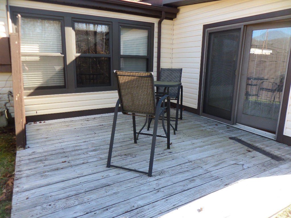 121 Brandeis Lane Oak Ridge, TN 37830 - Photo 22 of 24 Patio