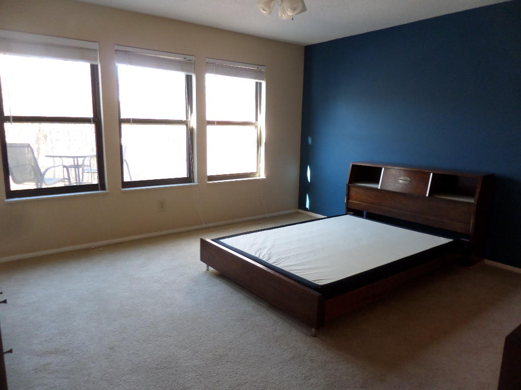 121 Brandeis Lane Oak Ridge, TN 37830 - Photo 10 of 24 Master Bedroom