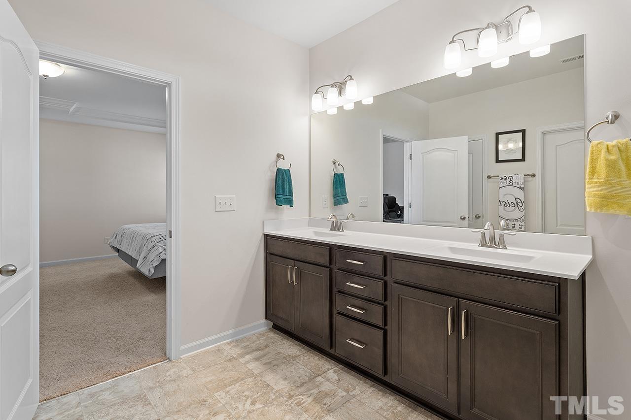 3414 Barn Road Apex, NC 27502 - Photo 27 of 39 Gallery Image 27
