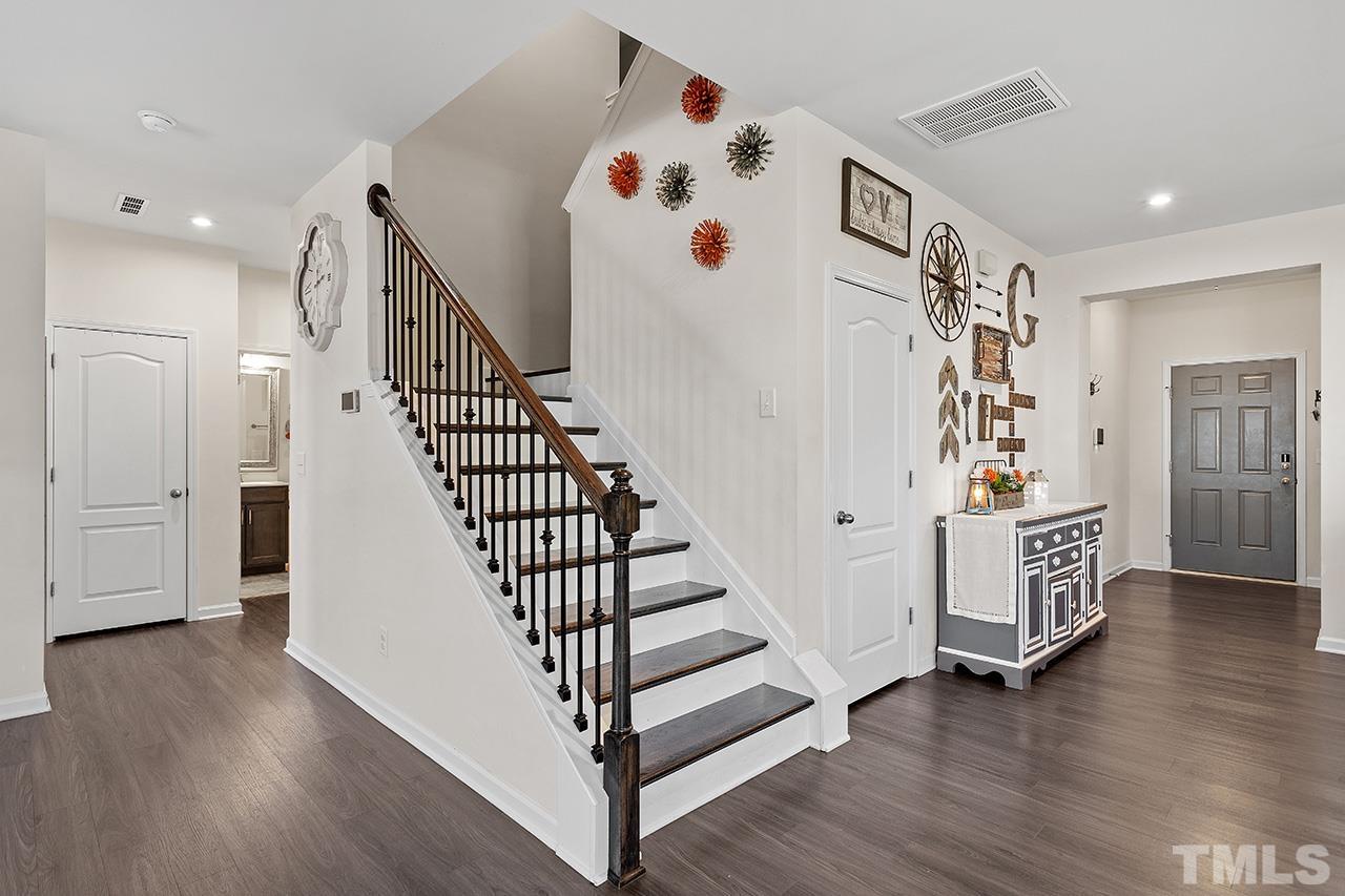 3414 Barn Road Apex, NC 27502 - Photo 7 of 39 Gallery Image 7