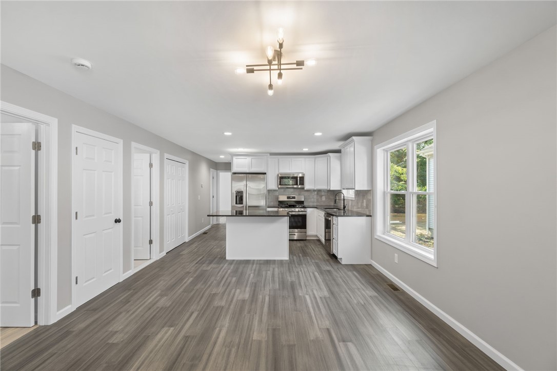 43 Derry Street Providence, RI 02908 - Photo 14 of 18