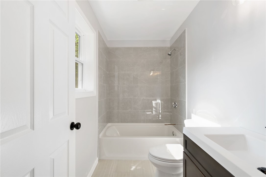 43 Derry Street Providence, RI 02908 - Photo 7 of 18