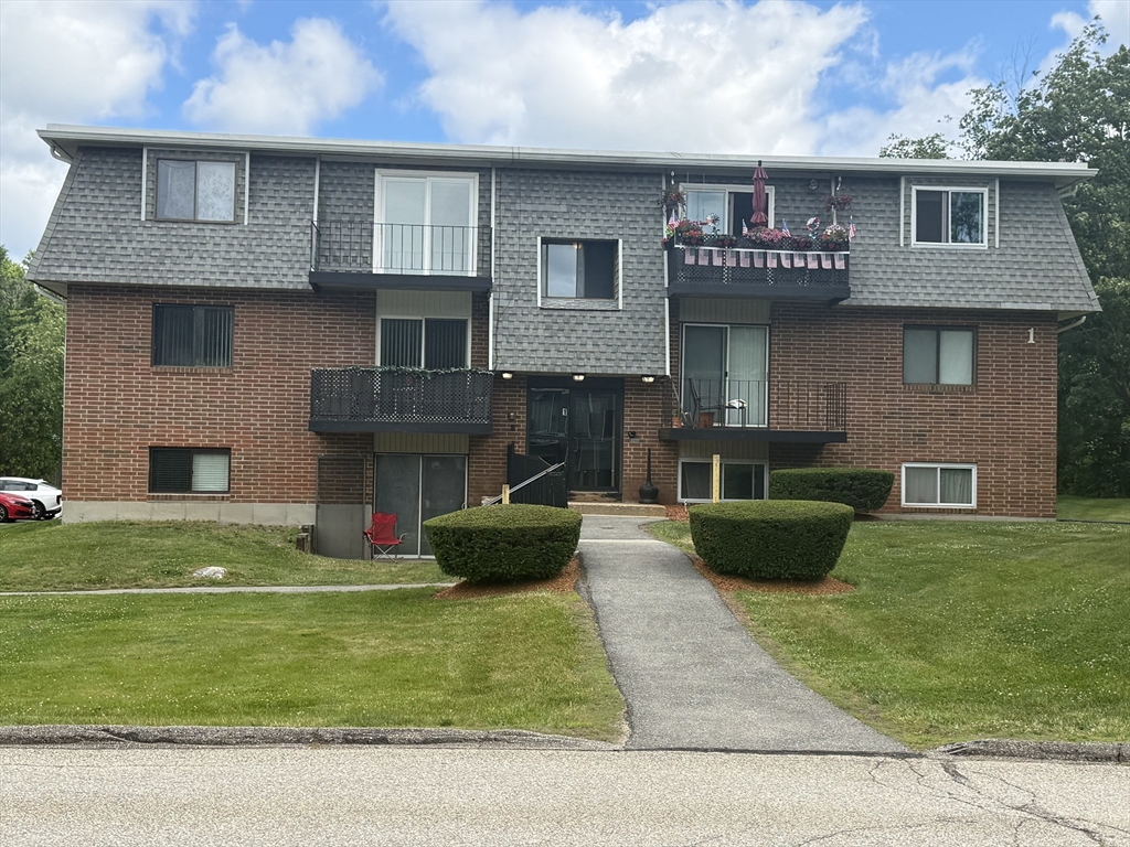 176 Maple Avenue, Unit 131 Rutland, MA 01543 - Photo 1 of 7
