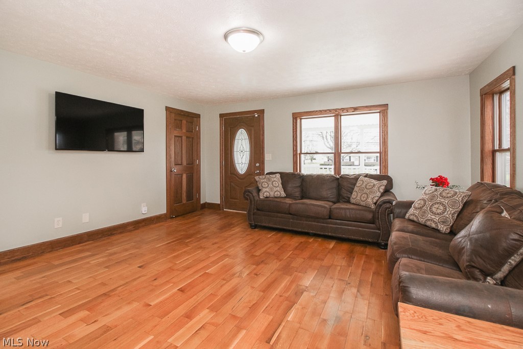 8365 Root Road North Ridgeville, OH 44039 - Photo 3 of 20 Gallery Image 3
