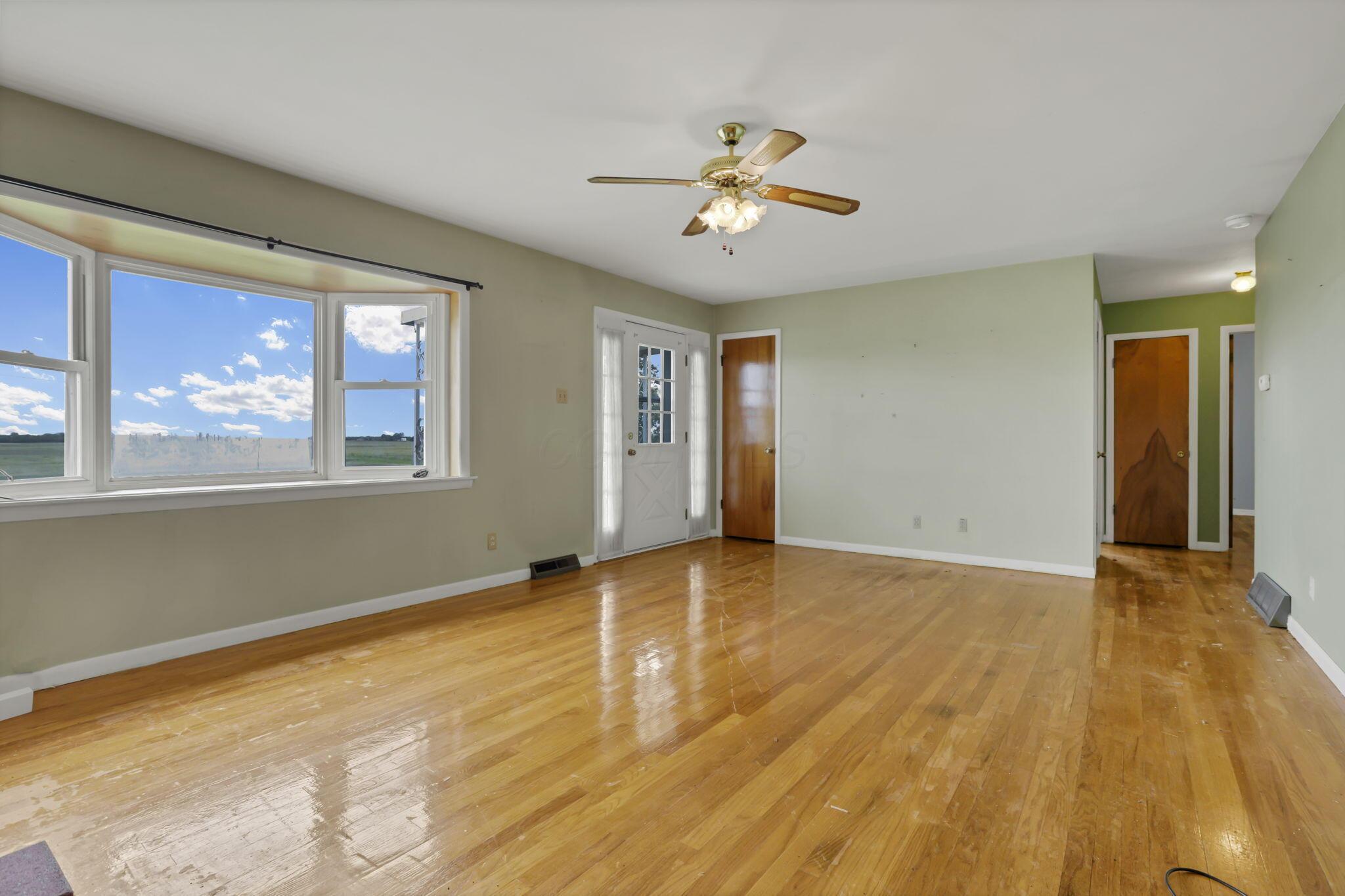 4849 Campbell Road Ashville, OH 43103 - Photo 7 of 30