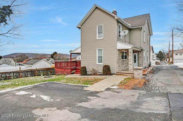 $195,000 | 1941 Electric Street, Unit REAR, Dunmore, PA 18512