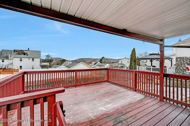 $195,000 | 1941 Electric Street, Unit REAR, Dunmore, PA 18512