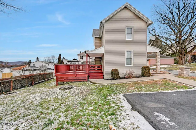 $195,000 | 1941 Electric Street, Unit REAR, Dunmore, PA 18512