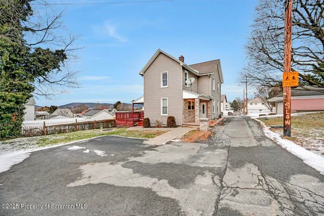 $195,000 | 1941 Electric Street, Unit REAR, Dunmore, PA 18512