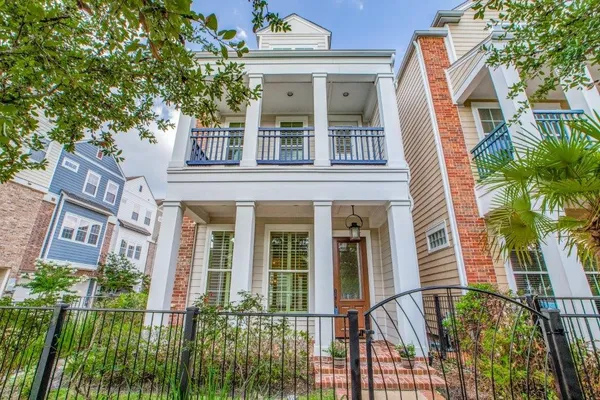 $5,300 | 46 East Rafters Row, The Woodlands, TX 77380