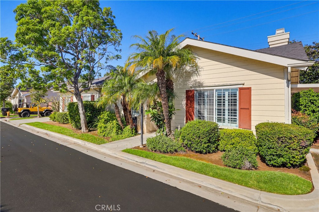 7735 Ridgeview Lane Whittier, CA 90606 - Photo 2 of 55