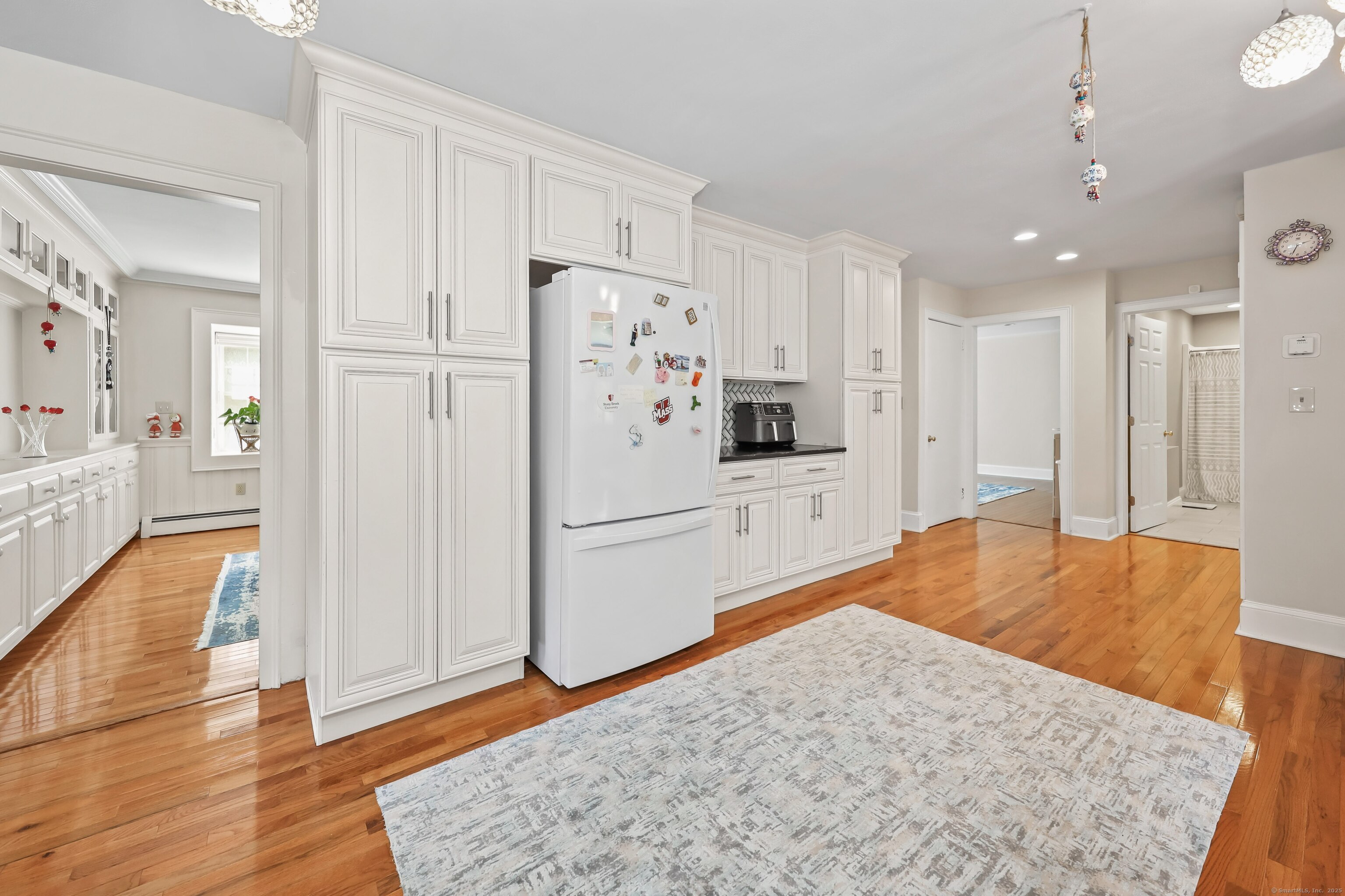 11 Ariel Road Woodbridge, CT 06525 - Photo 18 of 33