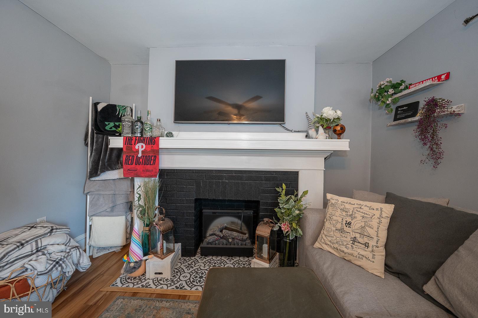 25 Rively Avenue Aldan, PA 19018 - Photo 8 of 38 Fireplace with electric insert