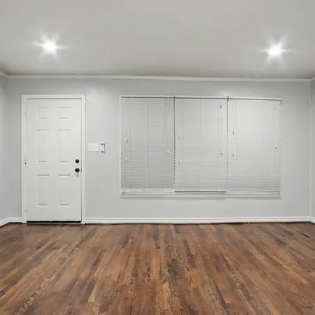 $1,395 | 3643 Lafayette Avenue, Fort Worth, TX 76107