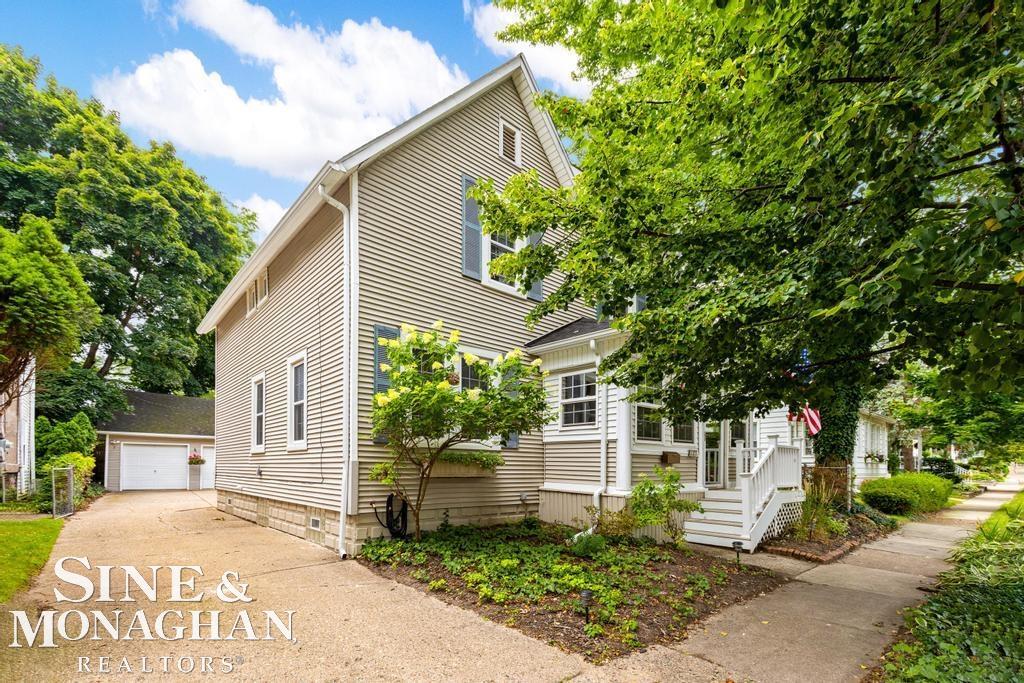 127 Muir Road Grosse Pointe, MI 48236 - Photo 40 of 50 50149821-156416d7-8eb6-4570-9d0d-125ae2801b58.JPG