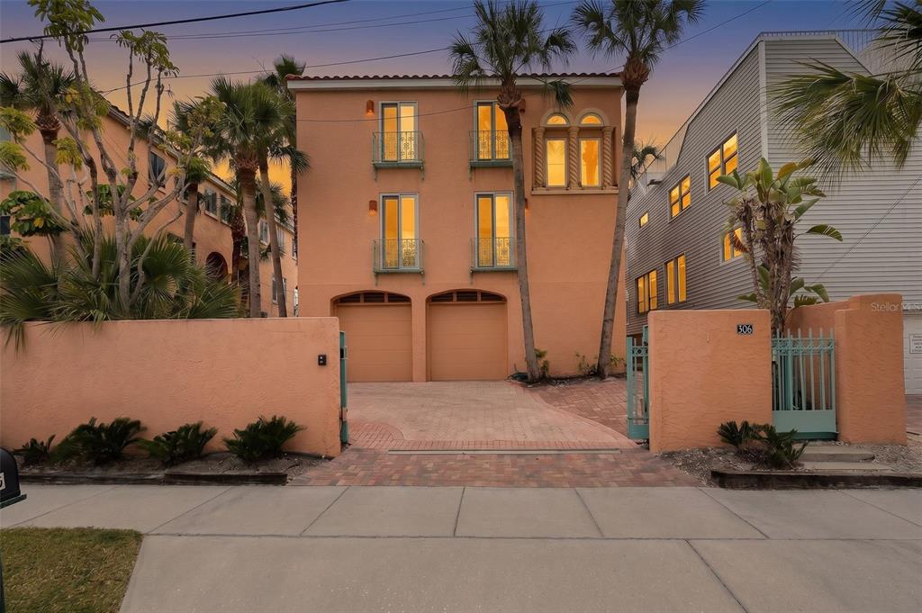 306 Beach Road, Unit 306 Sarasota, FL 34242 - Photo 30 of 35 Gallery Image 30