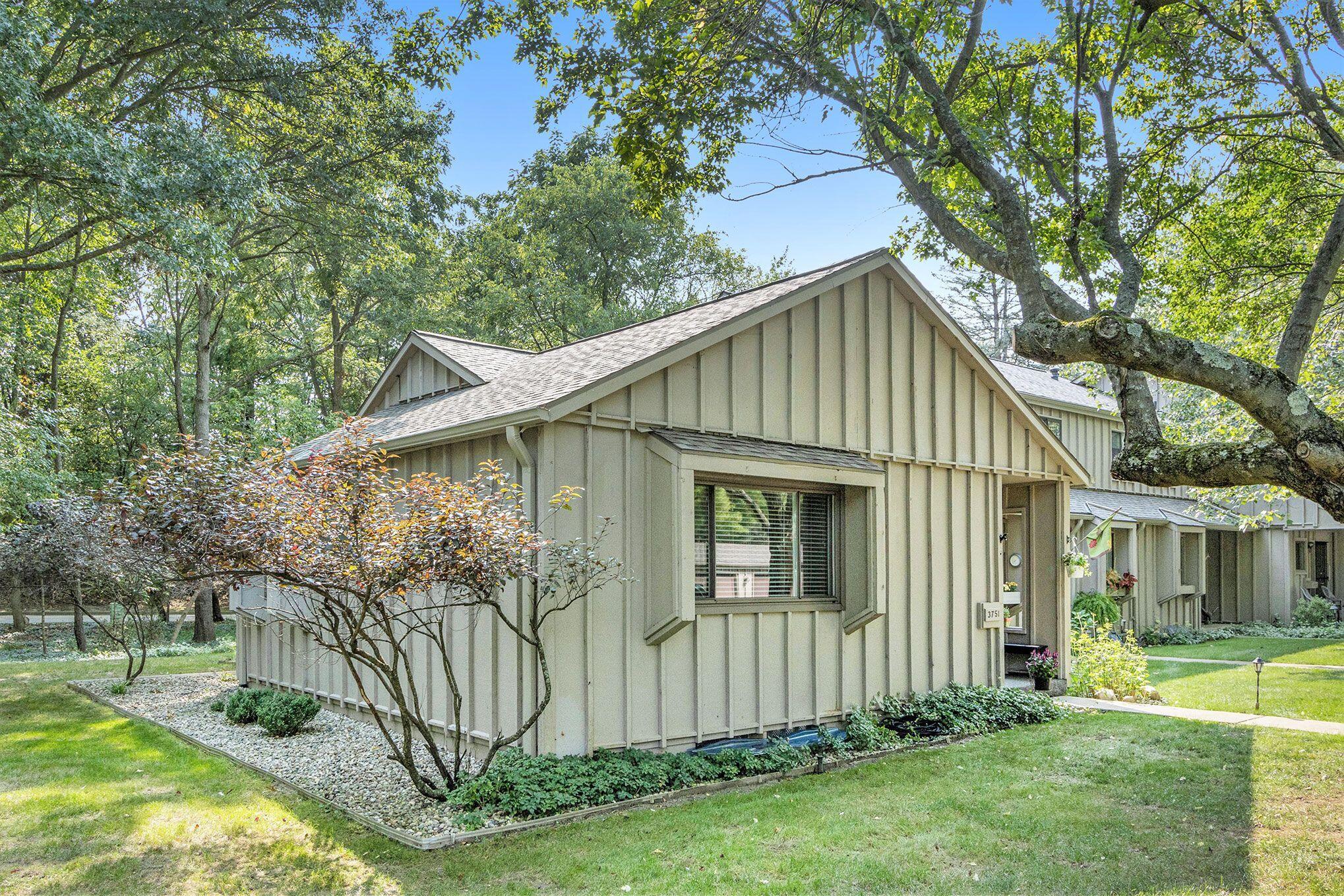 3751 Cedaridge Road Kalamazoo, MI 49008 - Photo 2 of 22 front ext angle