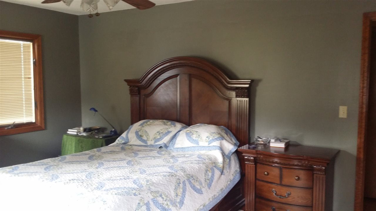 1626 Troy Road Washington, IN 47501 - Photo 9 of 18 Gallery Image 9