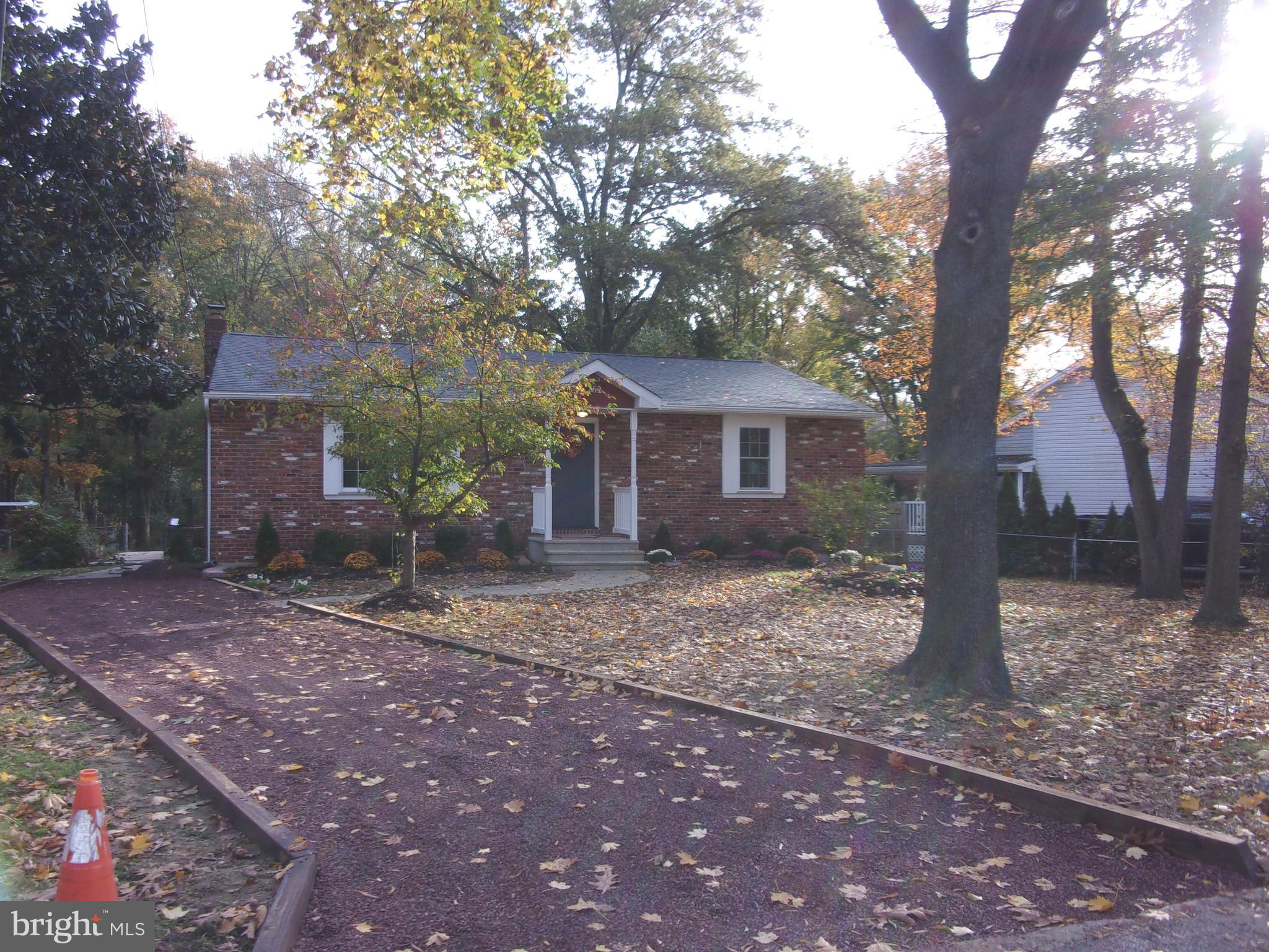 262 Sunset Road Barrington, NJ 08007 - Photo 2 of 31 Front view with Driveway