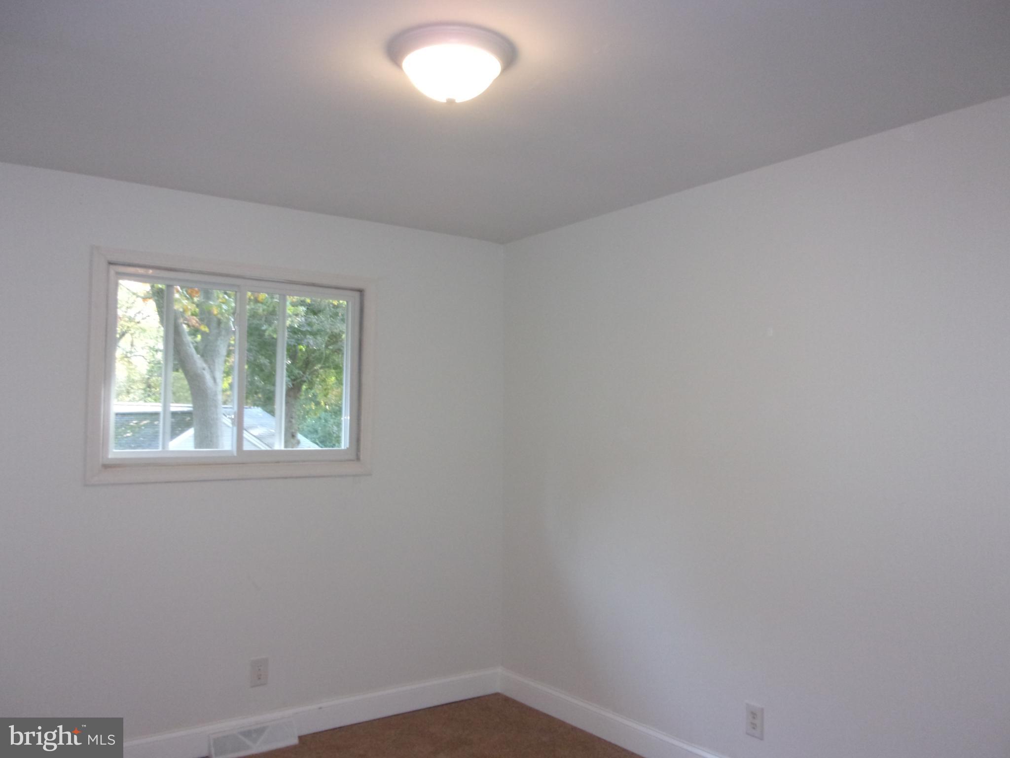 262 Sunset Road Barrington, NJ 08007 - Photo 23 of 31 BR