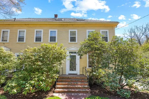$1,699,000 | 39 Church Street, Weston, MA 02493