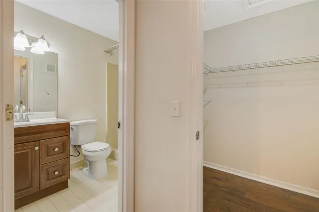 $189,900 | 6549 Southeast Federal Highway, Unit 204, Stuart, FL 34997