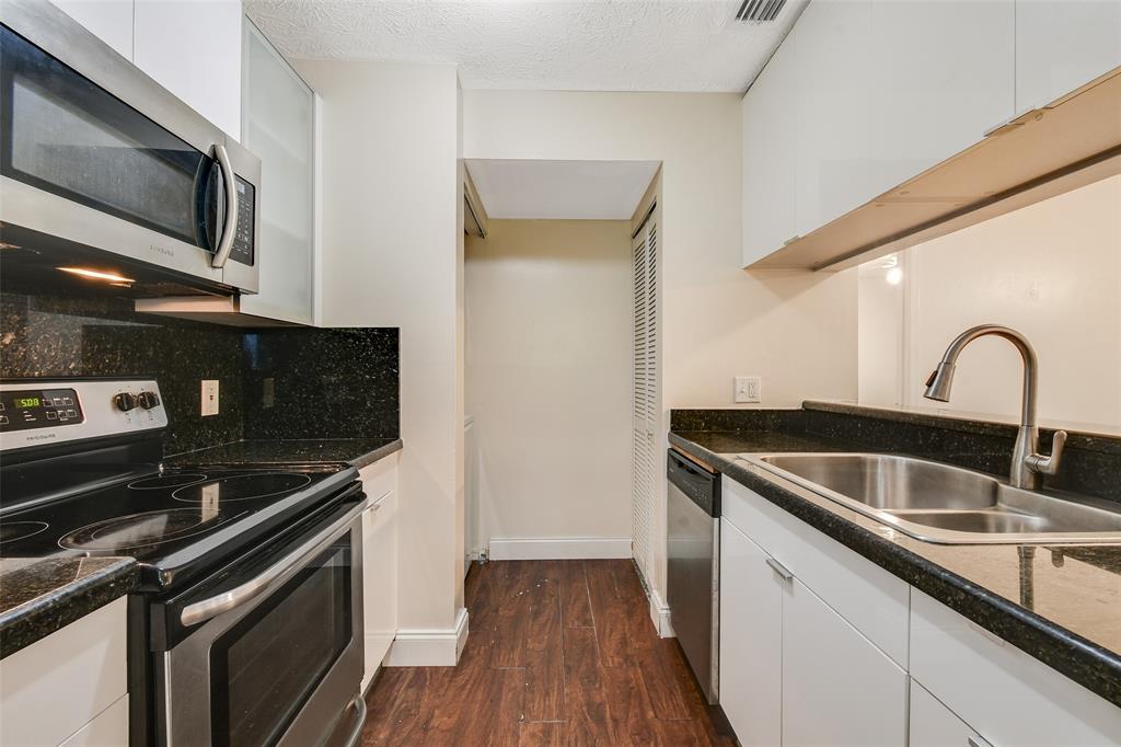 6549 Southeast Federal Highway, Unit 204 Stuart, FL 34997 - Photo 9 of 30